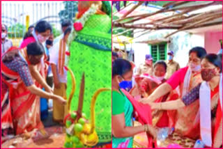 Minister Satyavati presented Batukamma sarees