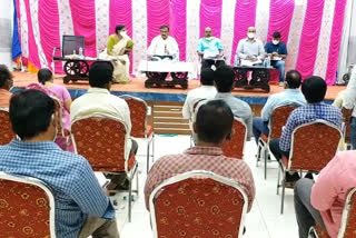 prakasam-district-collector-pola-bhaskar-conducted-meeting-with-officers-in-markapuram