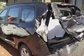 ap abdullakutty car hit by a lorry