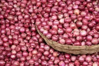 Govt lifts onion export ban