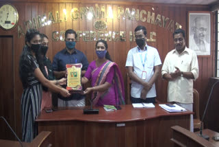 Adimali Panchayat pays homage to Shilpa and Nandana  Adimali Panchayat  ശില്‍പ്പ  നന്ദന  ഇടുക്കി  ഇരുമ്പുപാലം  അടിമാലി പഞ്ചായത്ത്