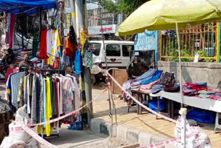 street vendors upset due to lack of shoplifting in lajpat nagar market