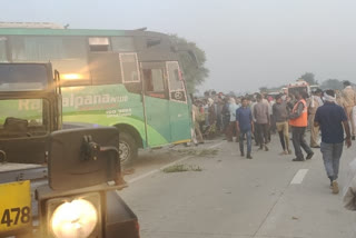 Bus carrying 45 passengers overturns in Aligarh, 3 killed