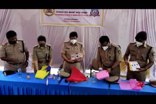 Bengaluru police started mask wear campaign