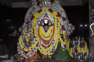 more devotees came to vadapalli venkateswara swamy temple