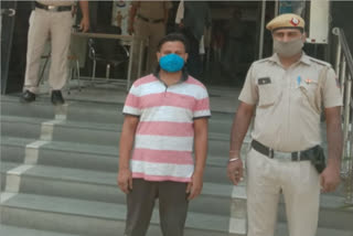 Sarita Vihar police arrested accused