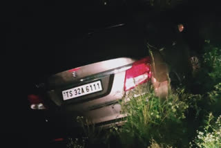 car hits a tree in rangareddy