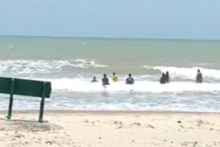a-young-man-drowns-on-the-suryalanka-beach