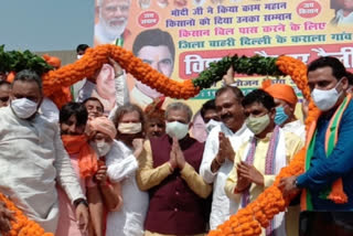 BJP workers tractor bike rally Karala in support of new agricultural law