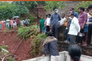 MLA Ganababu's visit to threatened area at gajuwaka