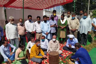 banshidhar-bhagat-lay-foundation-stone-for-tubewell-scheme-in-kaladhungi