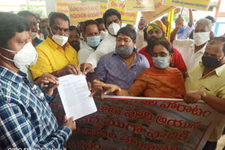 Rallies in support of Amravati in Srikakulam