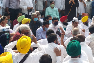 AAP ptotest on agriculture bills at jantar mantar