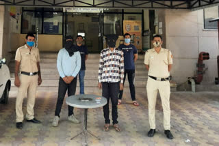 Anti snatching team of Saket police station