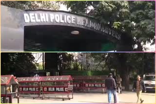 Delhi Police distributed masks to those who were not wearing masks