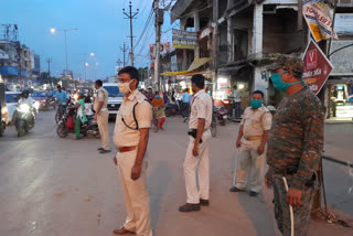 traffic police campaign for durga puja in seriakela