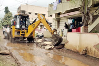 illegally-built-compound-cleared-municipality