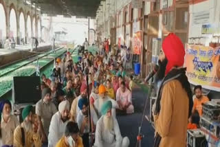 Kanwar Grewal reached Phillaur with the support of farmers