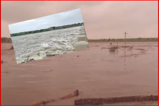 heavy rains in suryapet district bridge overflown