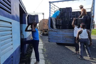 After 11 years railways starte transporting oranges from Pandhurna