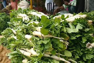 Vegetable crop wasted due to rain, prices of vegetable touching sky