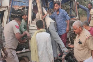 Truck and container collision in Kharkhoda