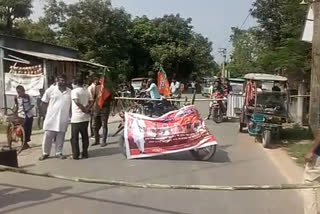 road blockade in Raiganj demanding drainage