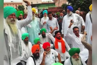 Demonstration of Akali Dal near Krishi Bhavan