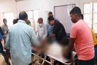 man shot dead during motor cycle snatching in purnea, पूर्णिया में मोटरसाइकिल छिनने के क्रम में युवक को मारी गोली