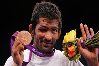 know about wrestler yogeshwar dutt