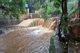 ಸವದತ್ತಿಯ ಸೊಗಲ ಸೋಮೇಶ್ವರನಿಗೂ ಜಲದಿಗ್ಬಂಧನ