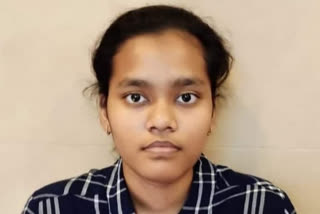 aakansha singh from kushinagar is second topper in neet 2020