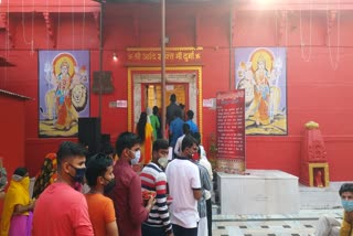 दुर्गाकुंड मंदिर