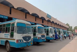 people upset due to lack of roadways buses in sewani bus stand