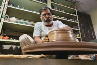 Potters hope business booms due to Deepawali, India-China dispute