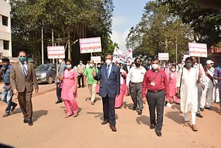 Dharwad:  District Chief Justice gave a drive for for covid-19 campaign