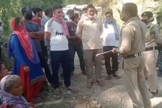 Villagers protest against municipal corporation Hamirpur