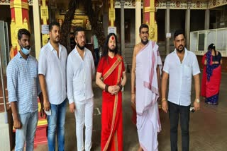 Kali Charan Maharaj visited Udupi Ananteshwara Temple