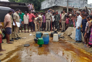 Police raids illegal Gudumba bases at narasimhulu peta in mahabubabad