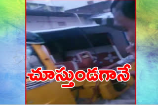 auto in floods in hyderabad