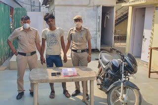 crook arrested by Sarai Kale Khan police