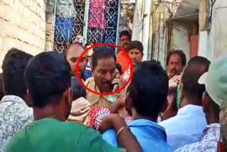 Residents attack corporater in Rangareddy district