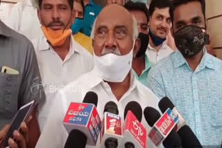 All ministers should go to flood-affected areas: H Vishwanath