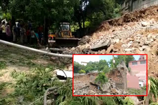 wall collapsed due to rains in banjara hills