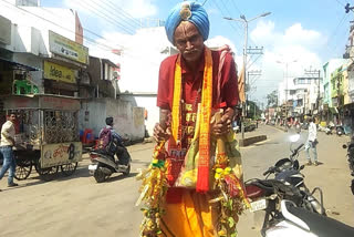 75 years chhannulal baghel doing promotions of gedi dance