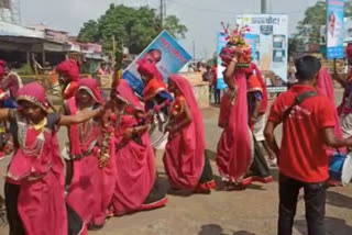 Traditional dance