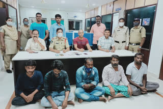 Five gamblers were arrested in anantapur