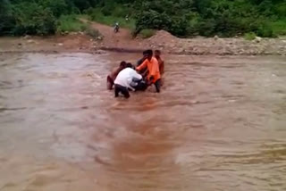 Bikers faced problem due to Flood in Kadampur maakkampalayam
