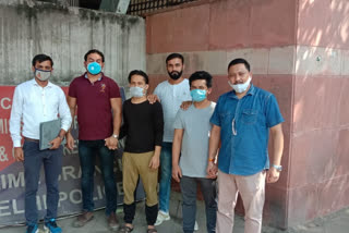 Charas ndps nepal laxmi nagar narcotics  डीसीपी राकेश पवरिया  DCP Rakesh Pavariya  नारकोटिक्स सेल  दिल्ली नारकोटिक्स सेल  Delhi Narcotics Cell  चरस की सप्लाई  दिल्ली में चरस की सप्लाई  Charas supply in Delhi  cannabis supply in Delhi  चरस