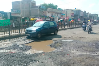 potholes-on-jalna-aurangabad-main-road